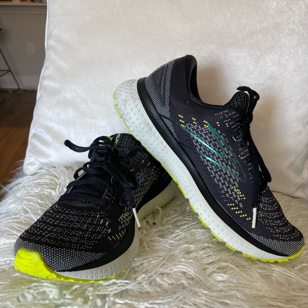 Brooks Glycerin 19 Women Running Shoes